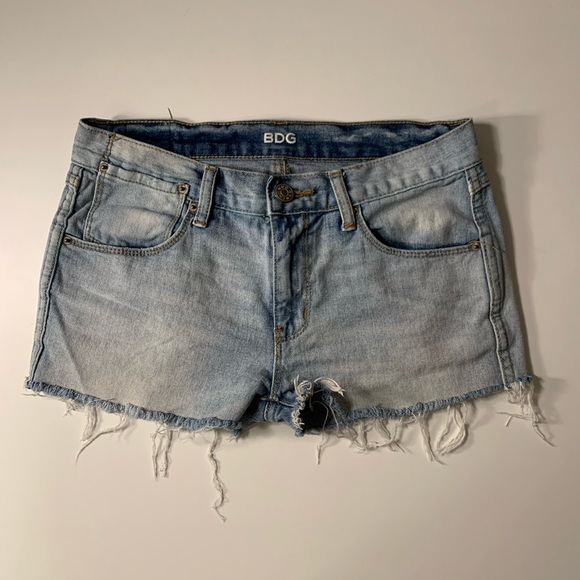 Urban Outfitters BDG Frayed Shorts - Picture 1 of 2